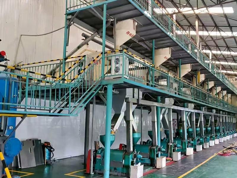 植物油压榨精炼成套设备