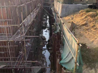 广东汕头工业园钢板桩地基施工