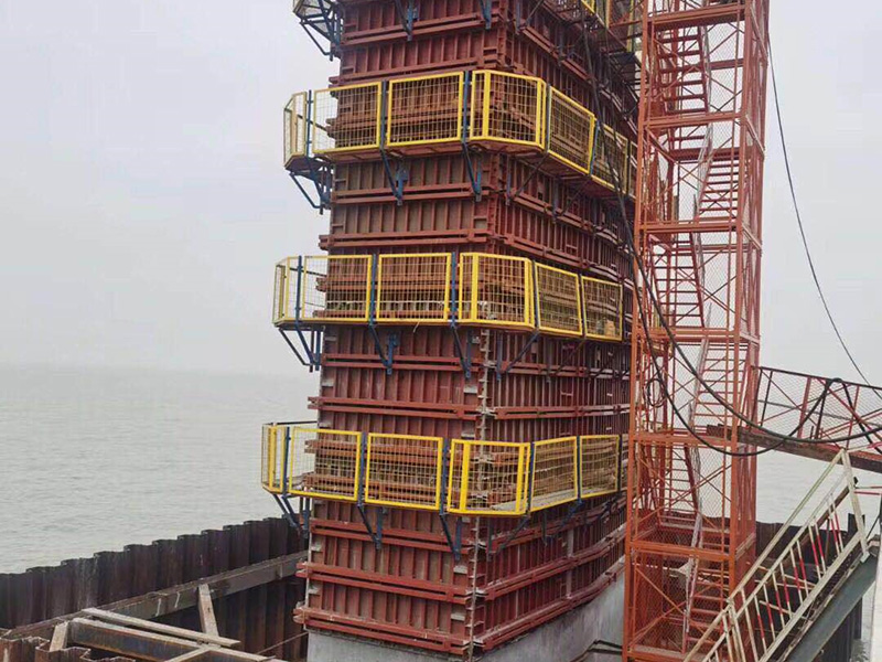 广州南沙15米钢板桩桥墩施工-6