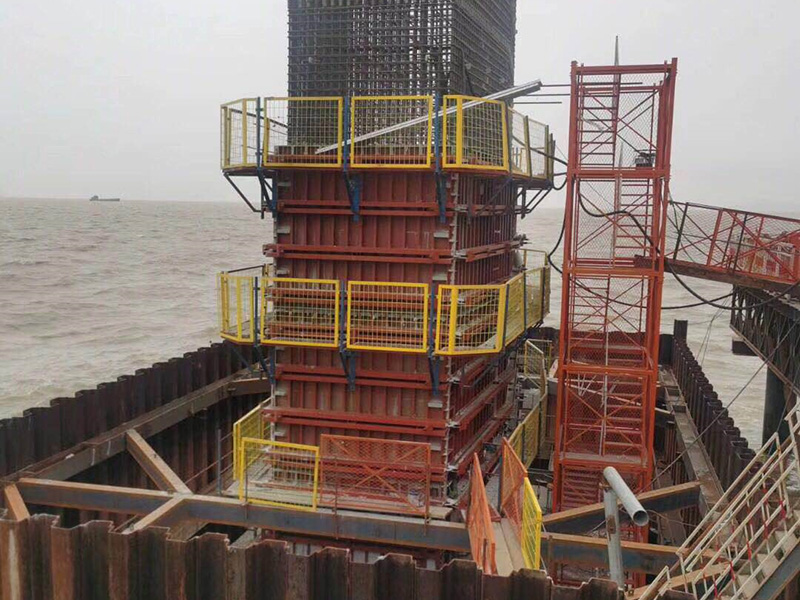 广州南沙15米钢板桩桥墩施工-12