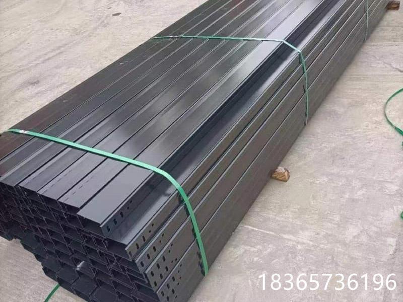 大跨距防火喷塑3