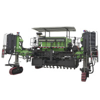 混动型滑模摊铺机