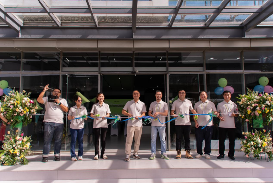 渠道先热: 资深代理商集体押注，OMOWAY自平衡智能电摩撬动千亿级市场