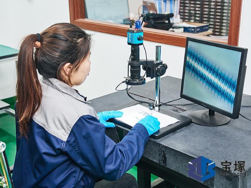 显微镜检查螺纹