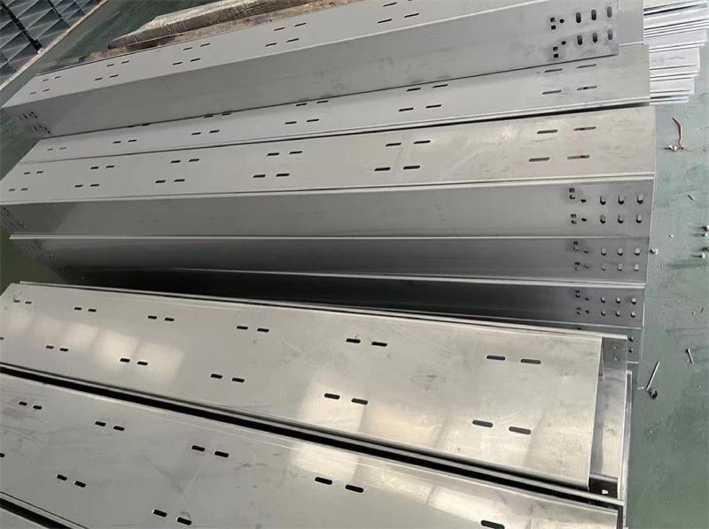 托盘式电缆桥架-5-