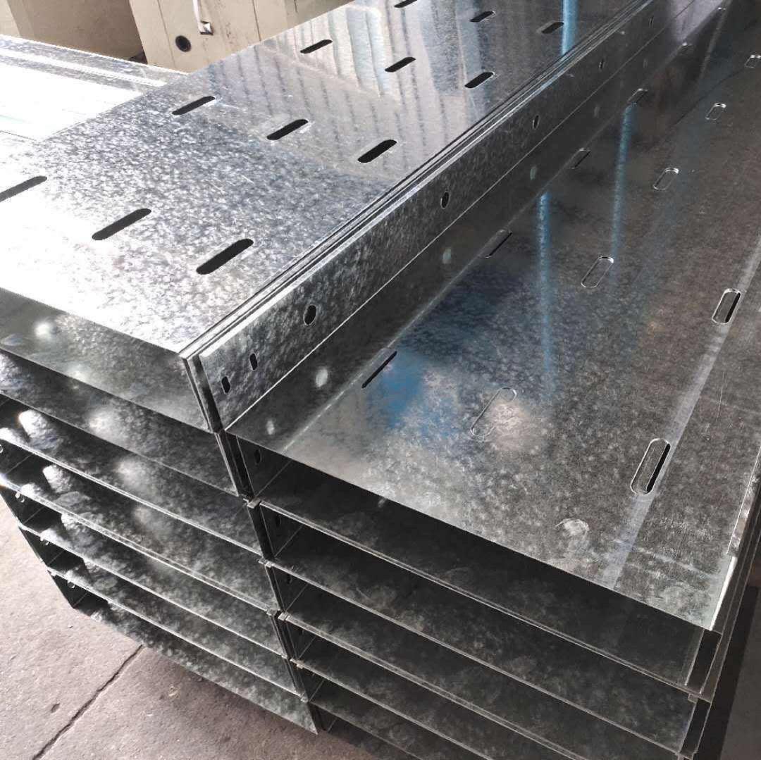 托盘式电缆桥架-4-