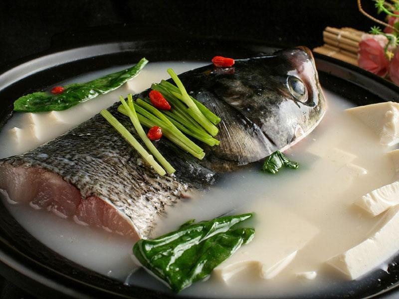 鱼头豆腐汤