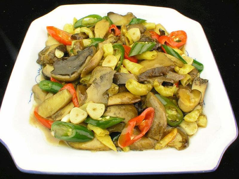 青椒牛肝菌