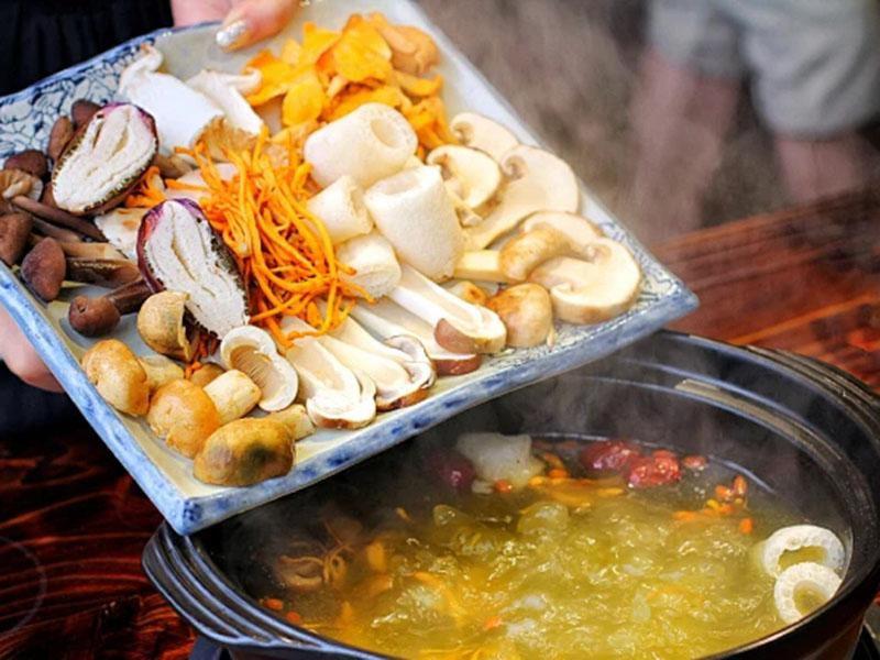 野生菌火锅