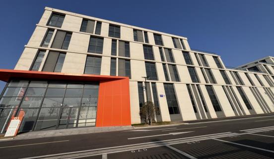 98b483dedbdfcafa8f1aebf804d2a35