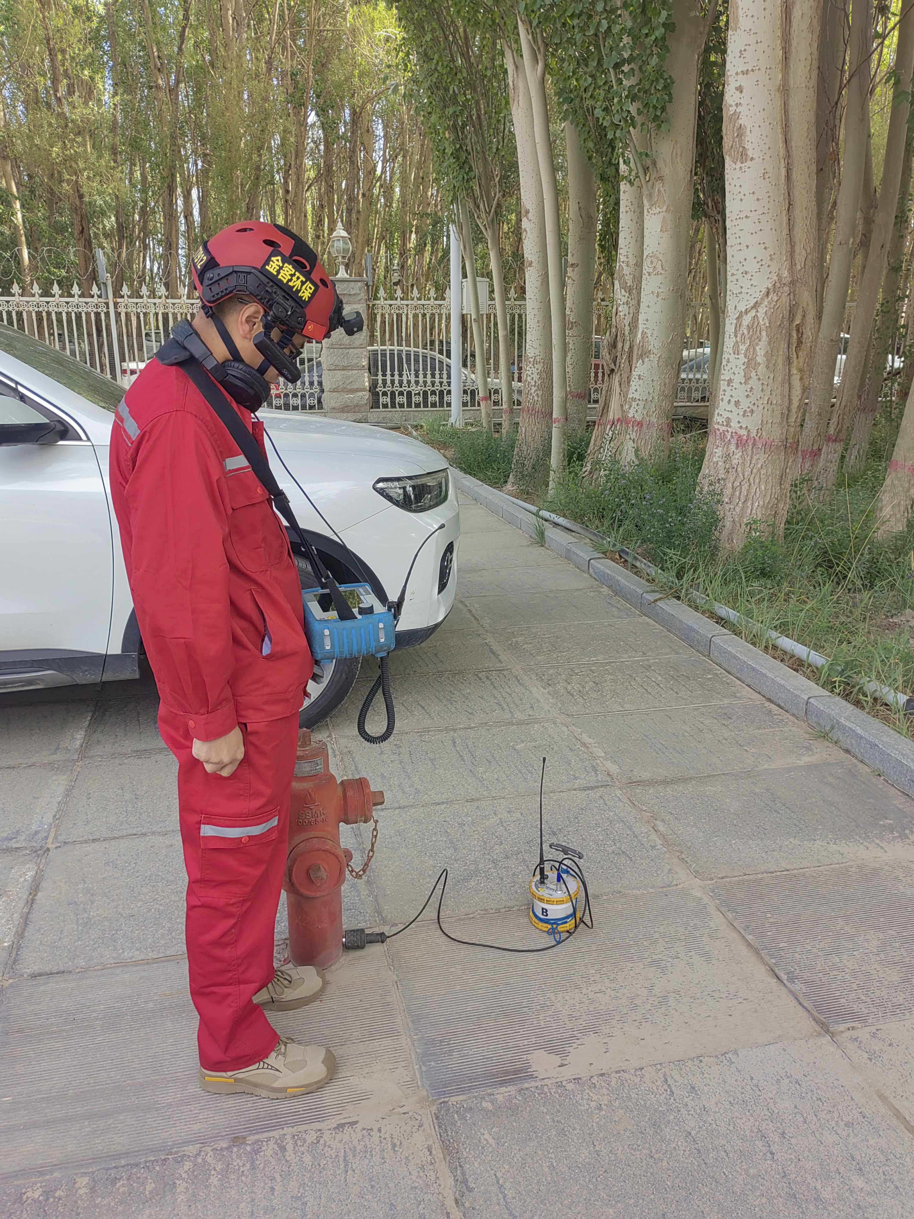 格尔木炼油厂测漏现场