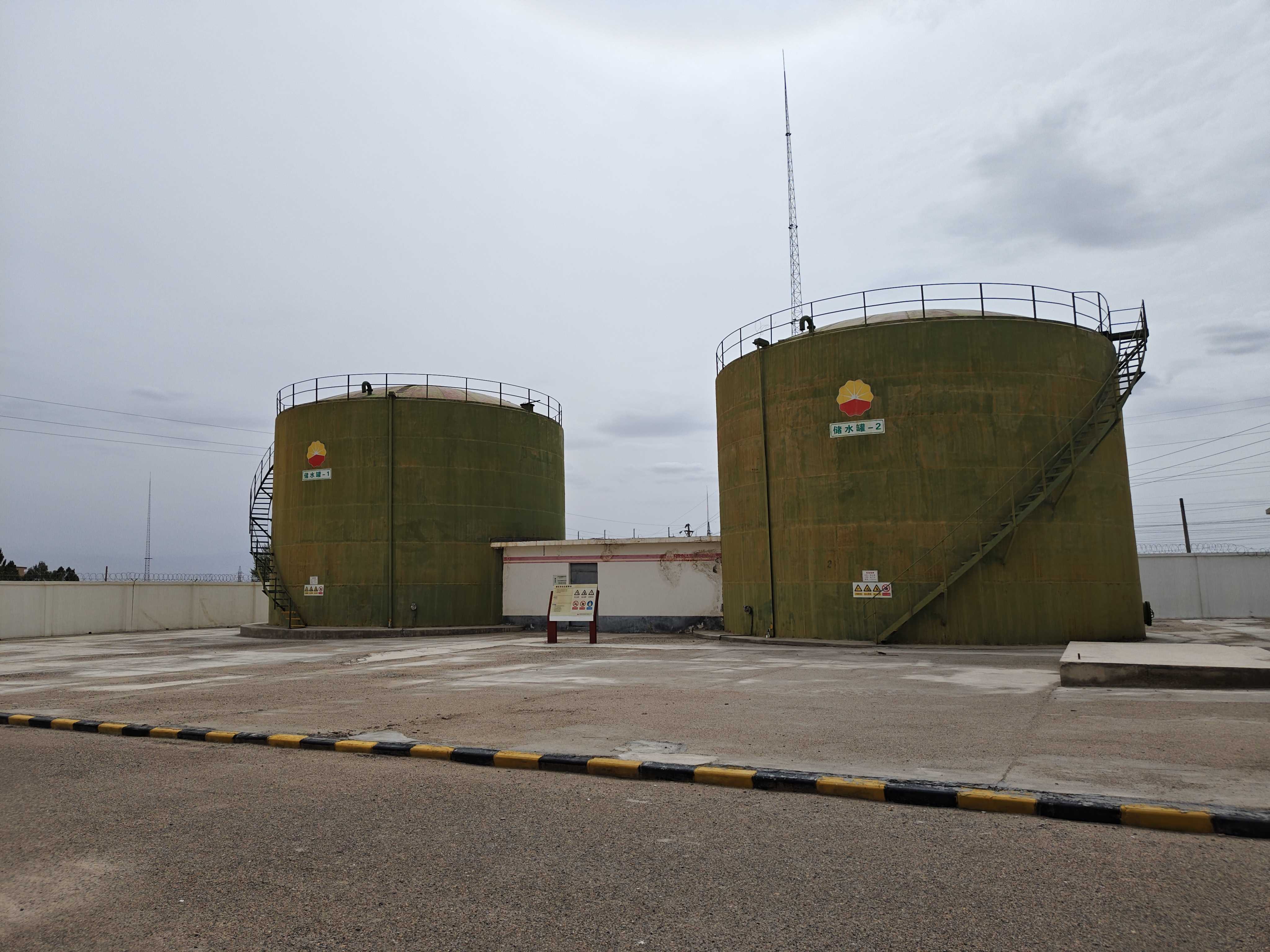 青海油田采油一厂水平衡测试现场