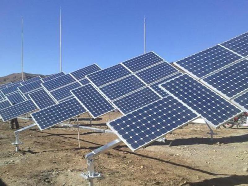 斜单轴跟踪支架系统-1