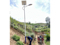 1200套太阳能路灯，榆林横山区施工