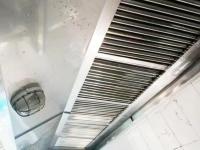 2油烟罩清理后