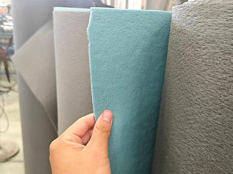 难燃型改性聚乙烯蜂窝型复合卷材-3-