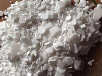 二水片状氯化钙.