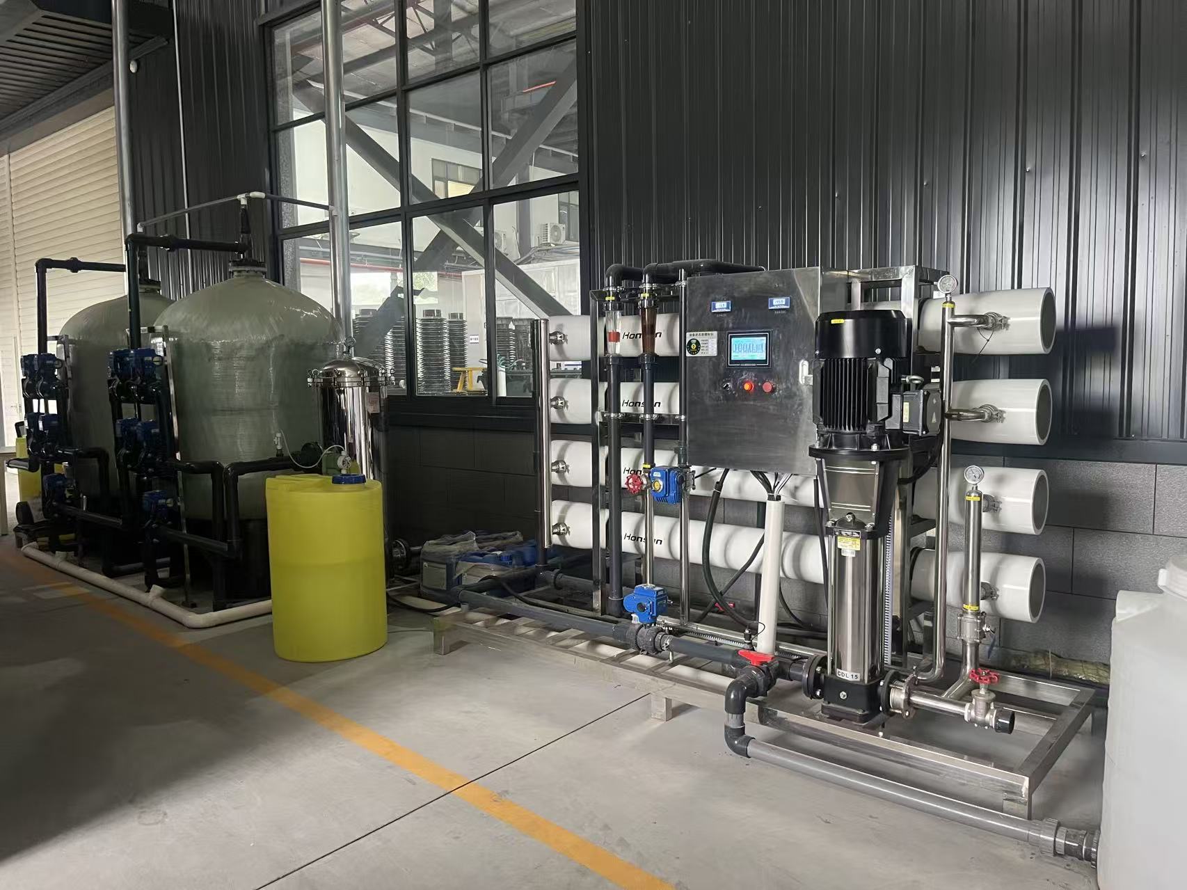 华高电瓷8T纯水机