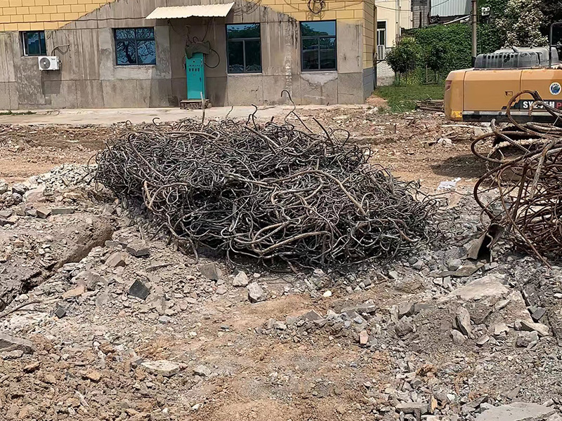 拆迁工地废铁2