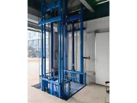 导轨式液压升降货梯