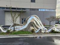 常熟永联科技公司能力量之山雕塑不锈钢镜面抛光工艺