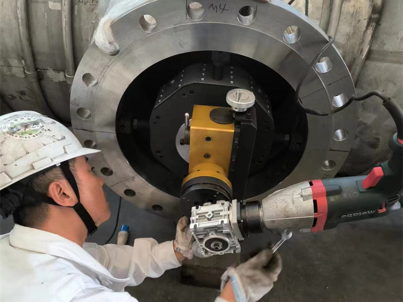 φ400垂直不锈钢法兰修复