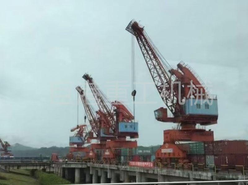 港口吊机-14-