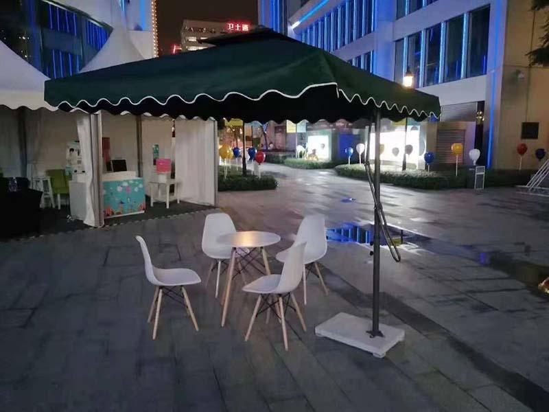 太阳伞，吧桌吧椅