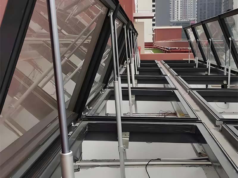 螺杆式电动开窗器-4-