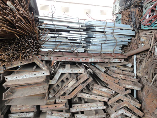 201902211117436423764