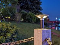 太阳能柱头灯00004