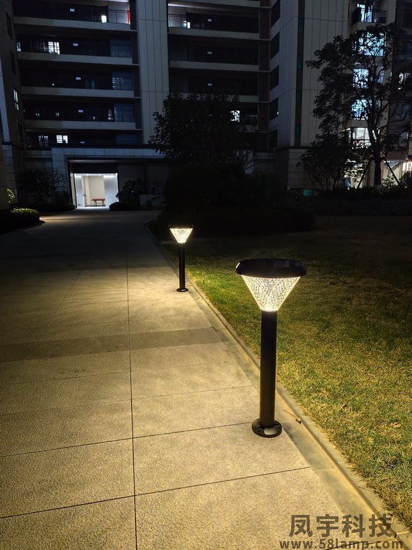 太阳能草坪灯00002