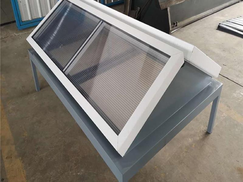 三角型排烟天窗-7-