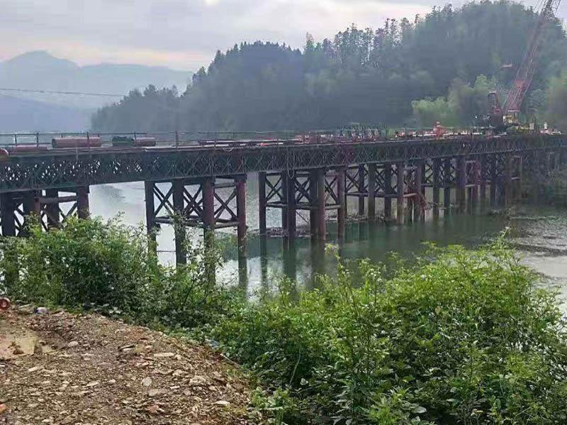 四川贝雷桥施工