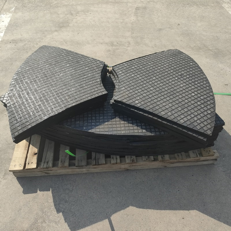 三合一耐磨陶瓷衬板-3