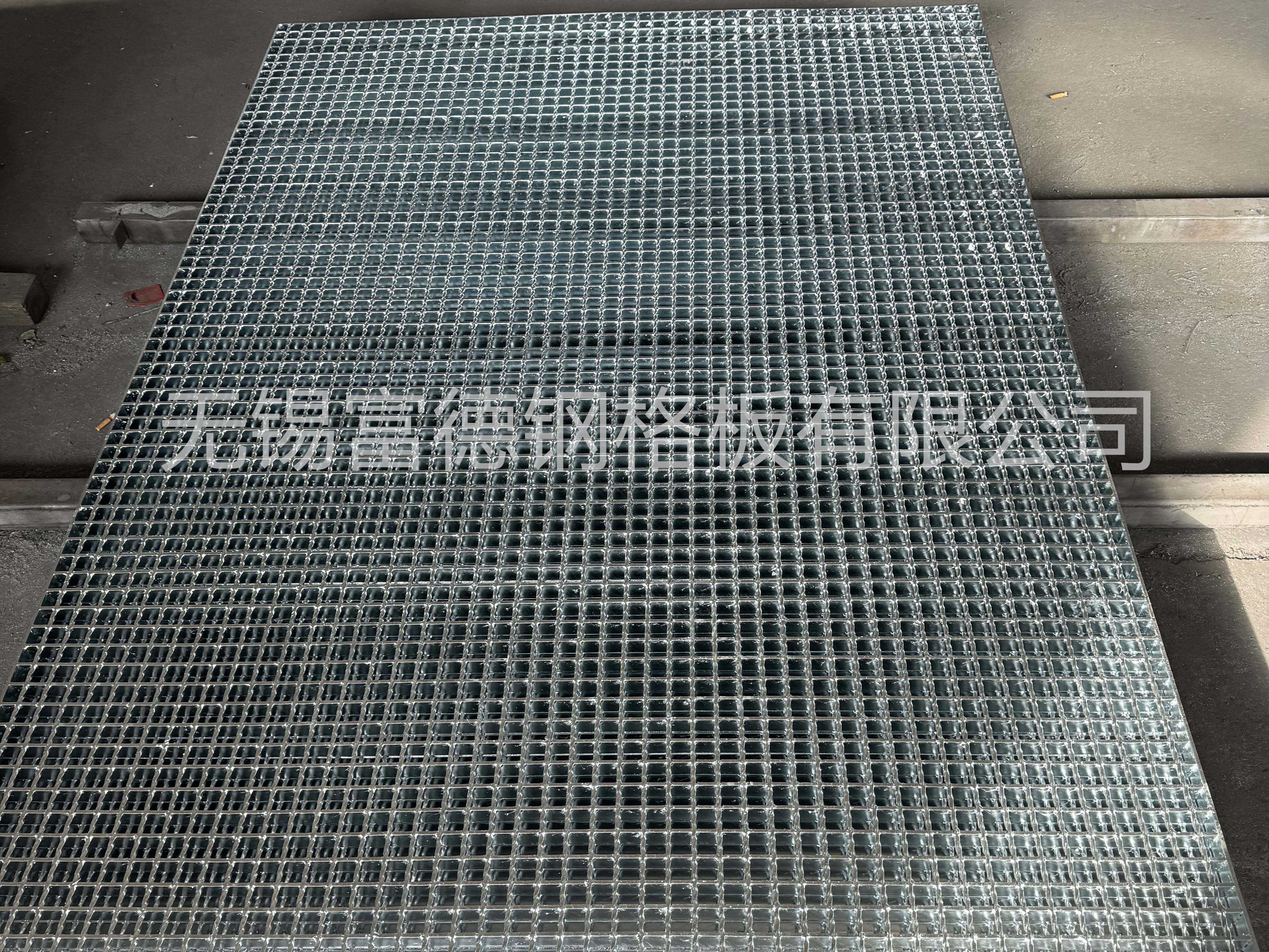 698979be95c9f391e5047bfb33e1315