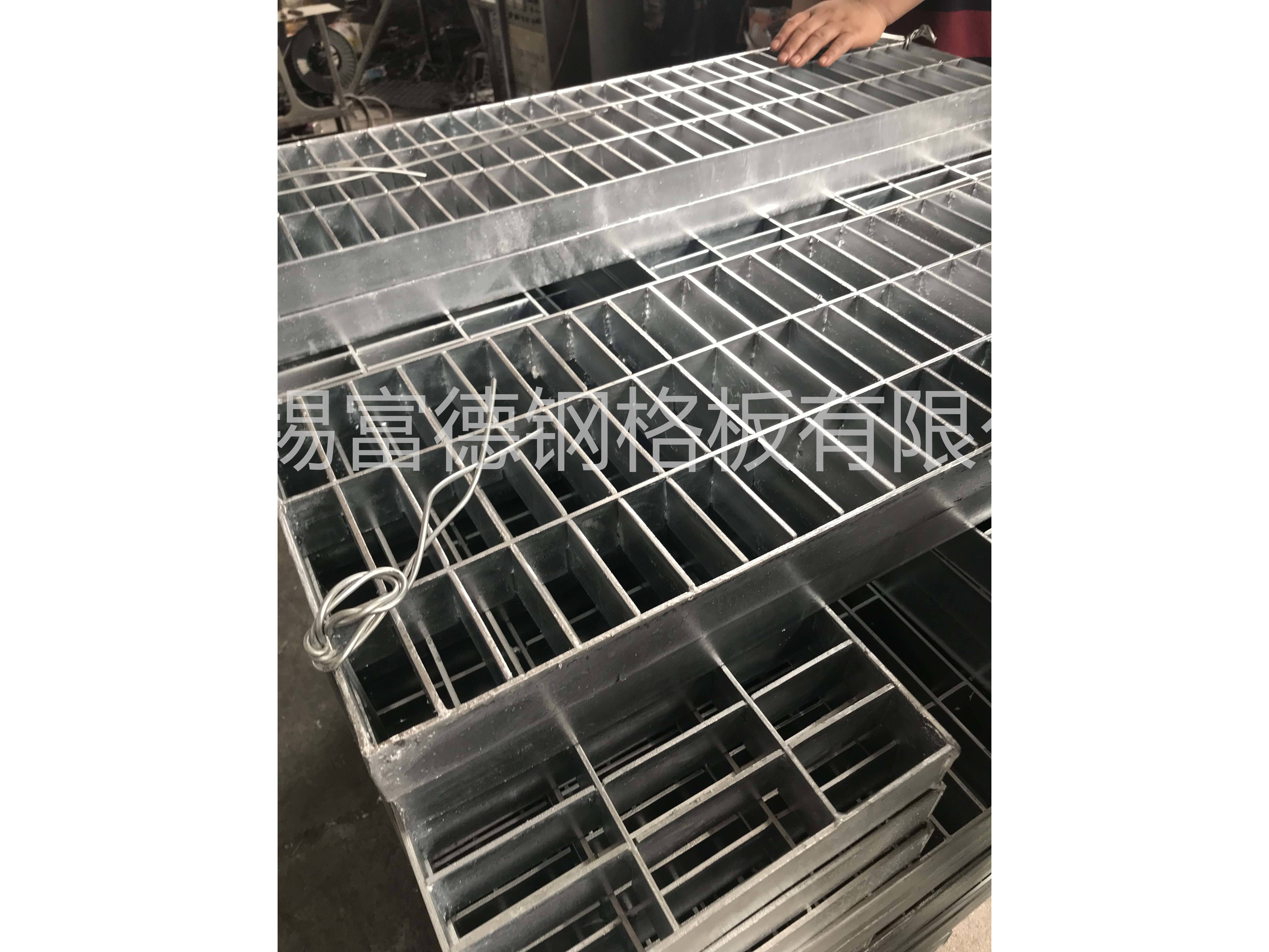 aff7ecb0ddb68ceda67e92bd6c25dd6