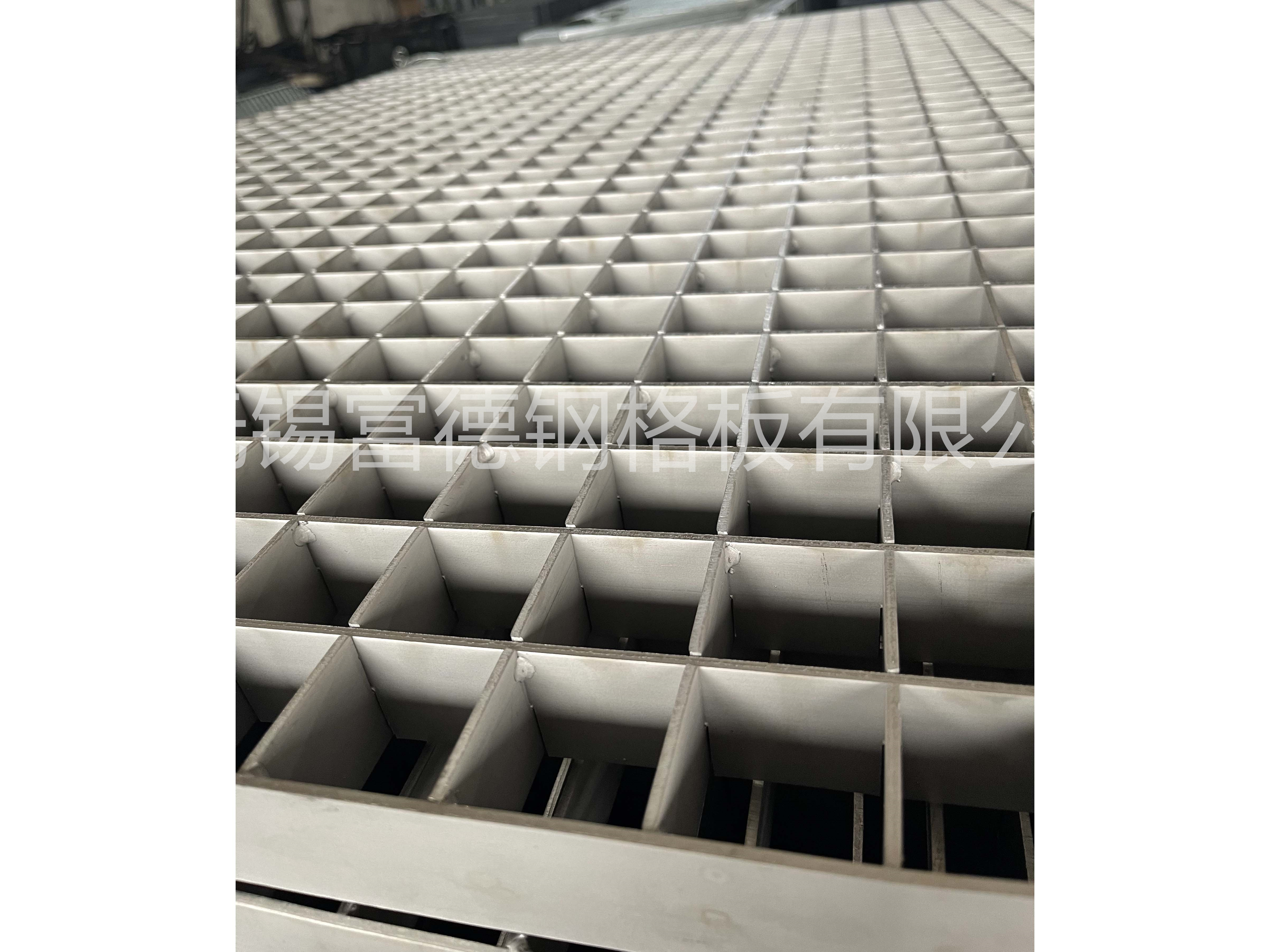 b3fdc15aa24a8c2363589a6d9ddc304