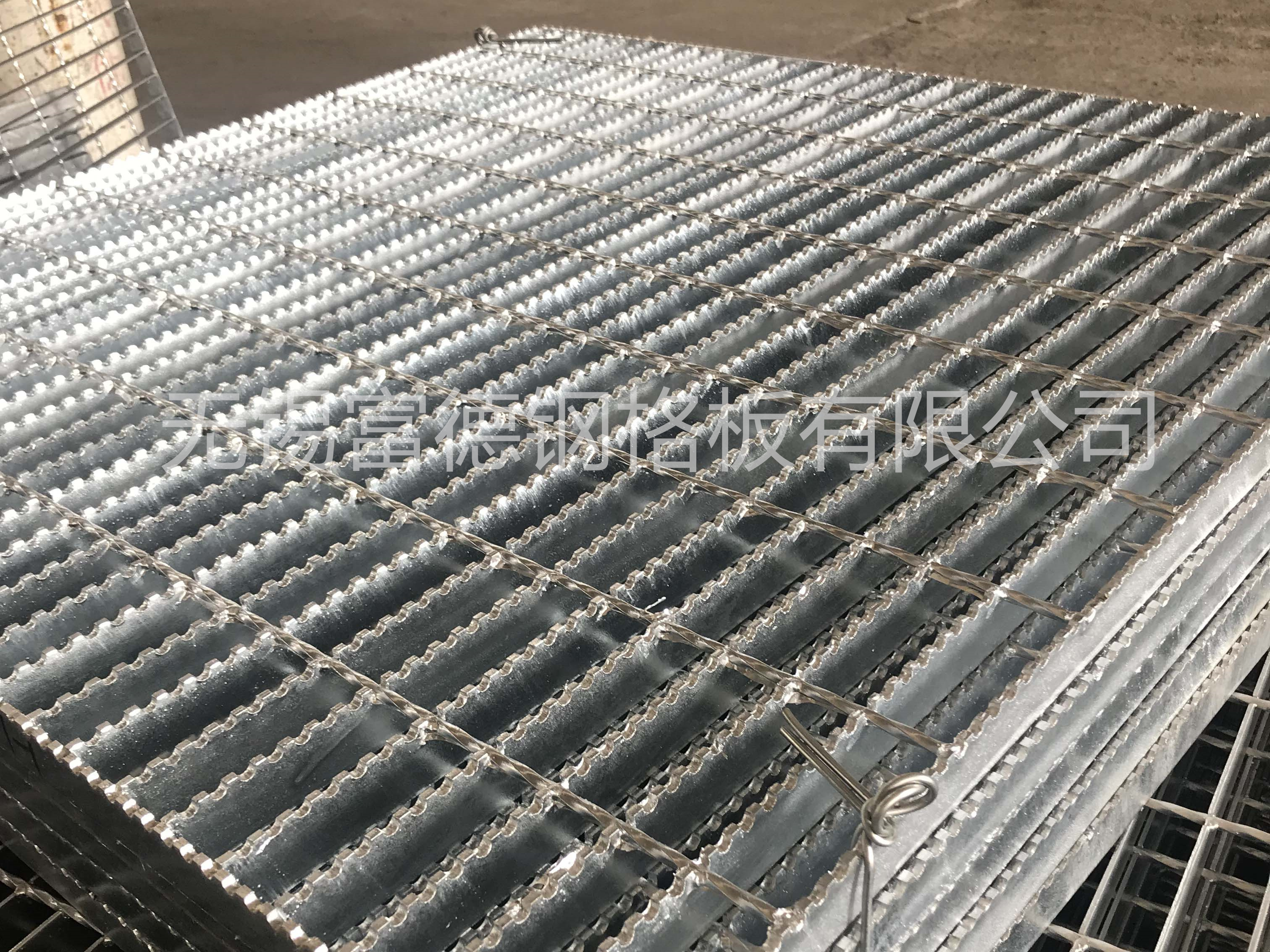 4057d54f433a0a1dfa01d49eba7c2f8