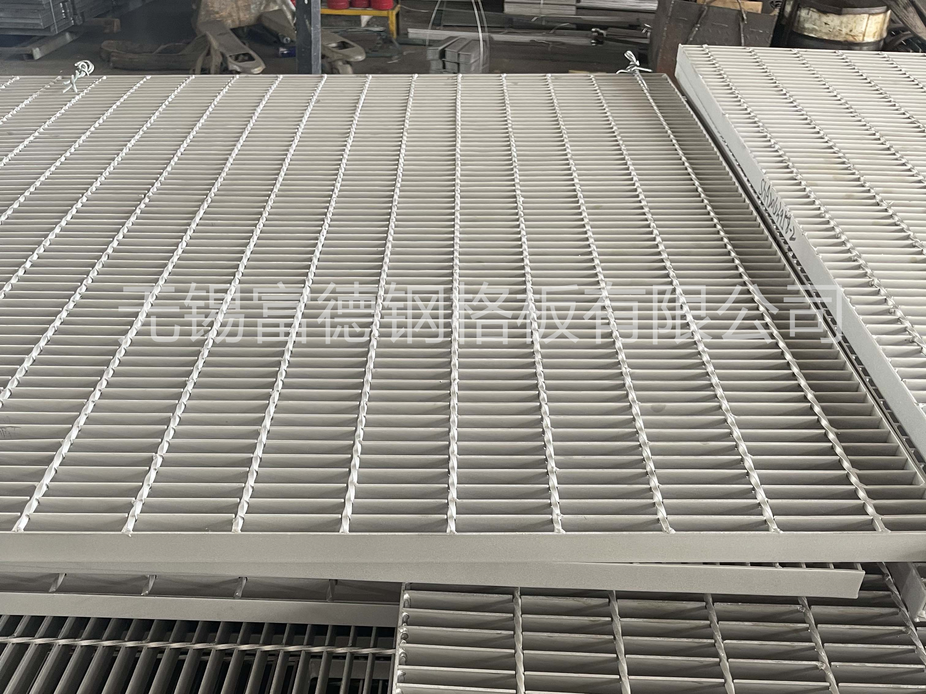 e6984017d14819b3e24c39beb4d5385