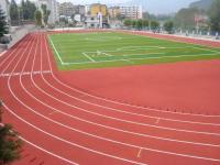 透气型跑道5