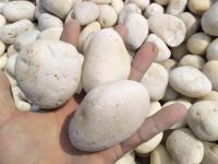 白色天然鹅卵石