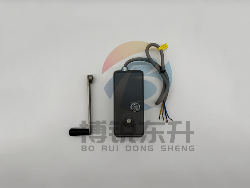 手电一体机-发电盒