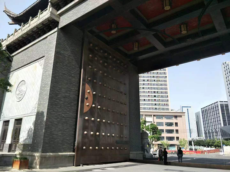 中龙潭水乡大门自动门成功案例