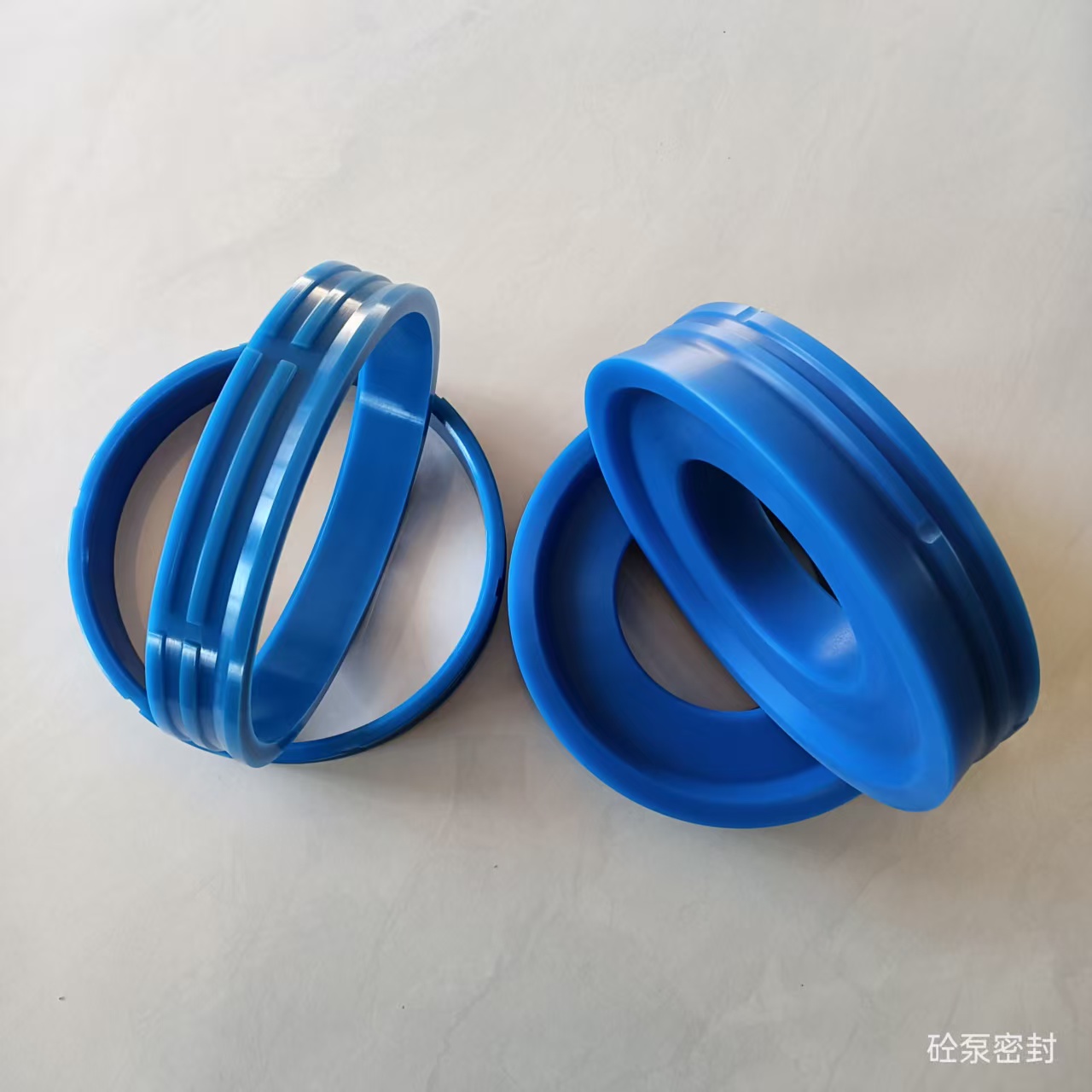 中联260  230聚氨酯活塞