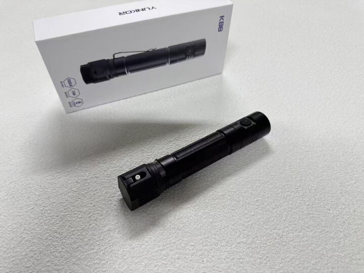 K88手电防狼喷雾1