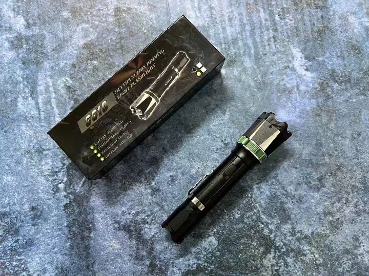 黑鹰6610电棍2