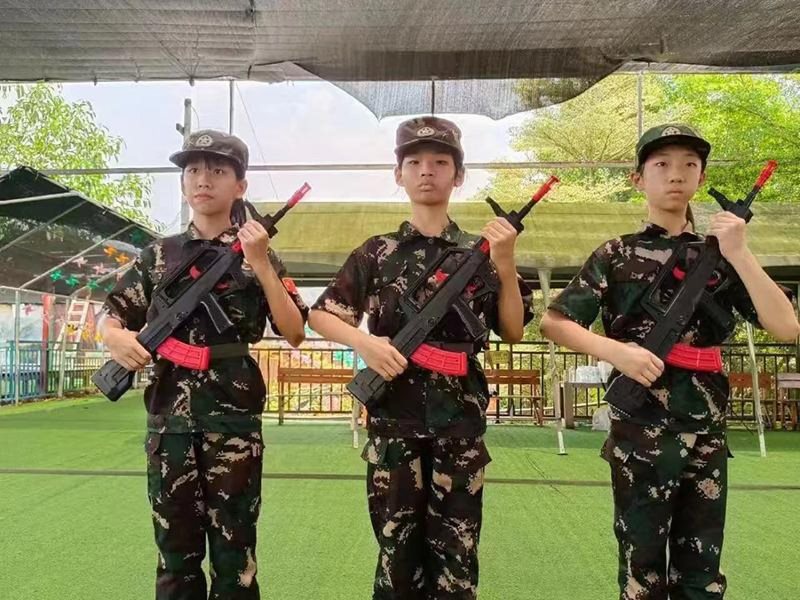 持枪训练