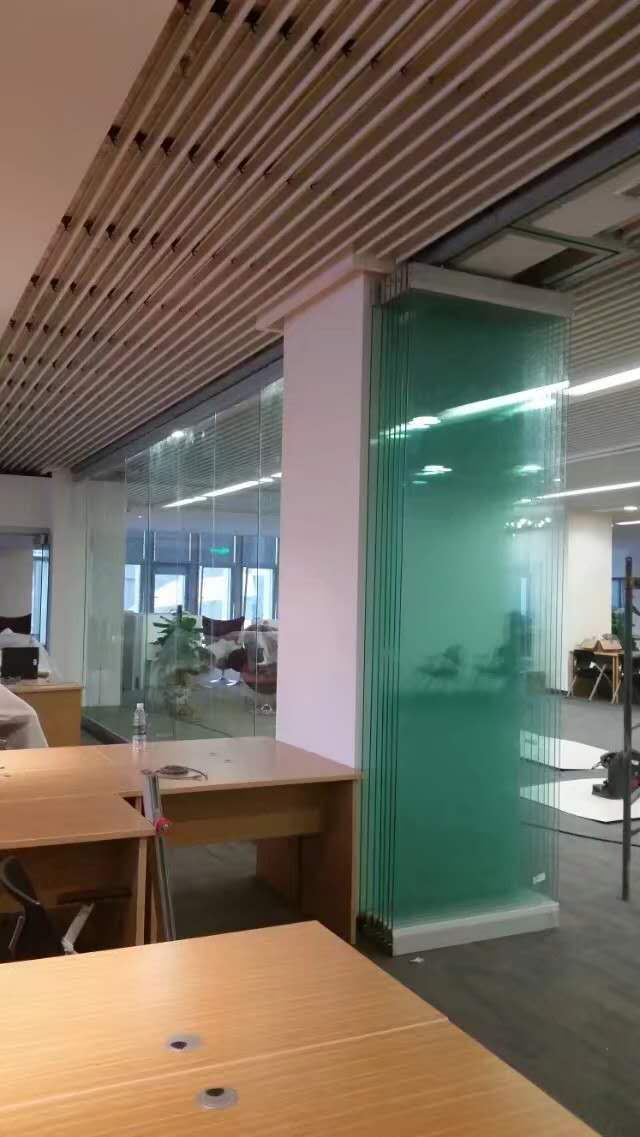 无框玻璃活动隔断-2