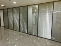 105玻璃隔断-5